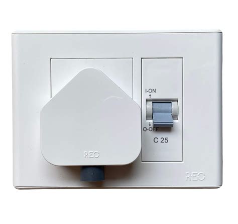 REO Modular Ac MCB Box Protected Socket PVC 